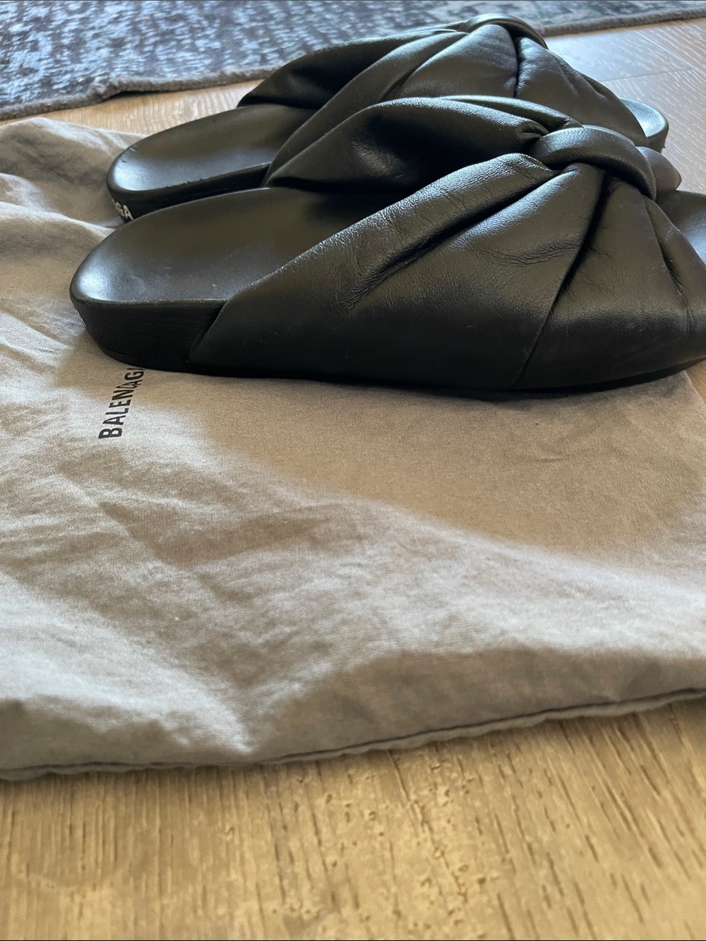 Balenciaga Black Leather Drapy Flat Slide Size 37 excellent condition - Picture 5 of 15